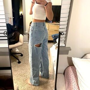 BDG High Rise baggy Distressed Jeans